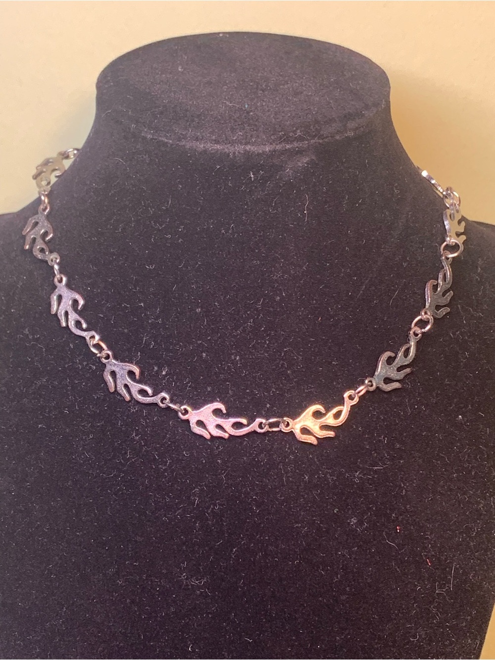 Silver-Tone Flame Link Choker Necklace